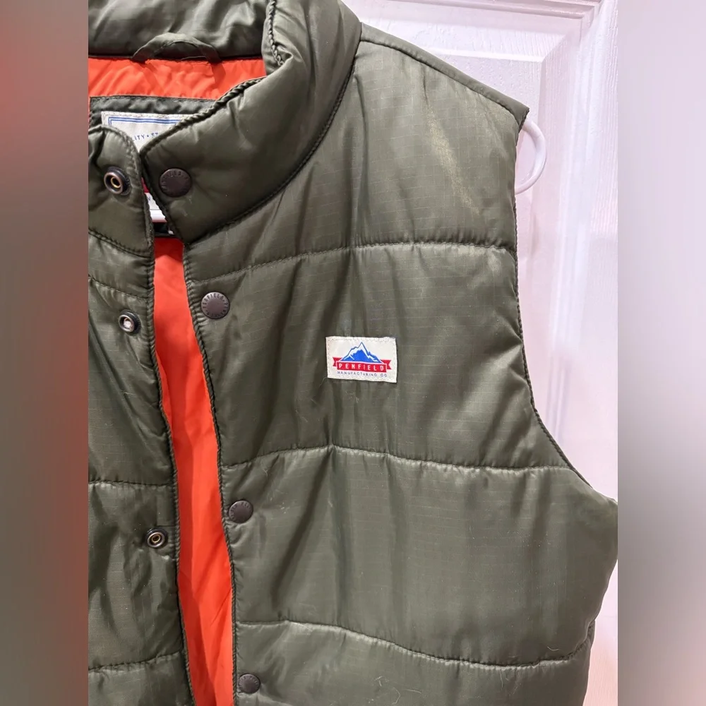 Men’s Penfield Green Puffer Vest with Orange Lining